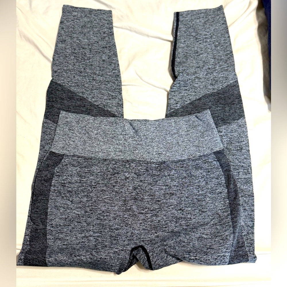 PINK Victoria's Secret Heathered Gray Seamless Leggings